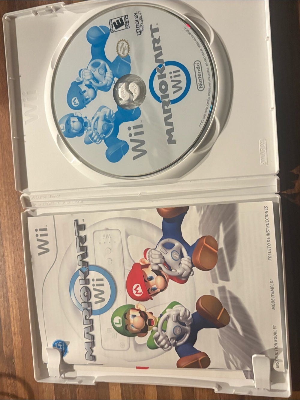Nintendo Mario Kart Wii - White Case - Picture 2 of 3